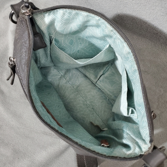 The Sak Gray Leather Reseda Crossbody Bag - Picture 8 of 17